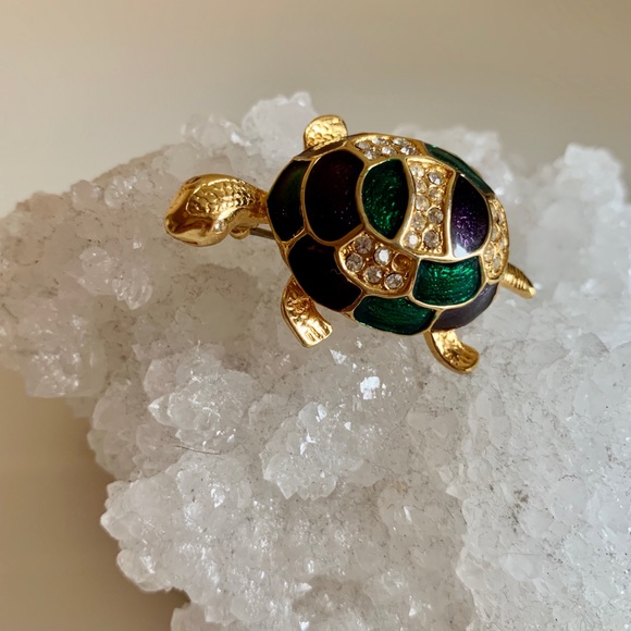 Vintage Enamel Turtle Brooch - Picture 3 of 6